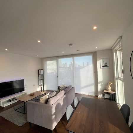 Immaculate 2Bed Apartment In London- City Views מראה חיצוני תמונה