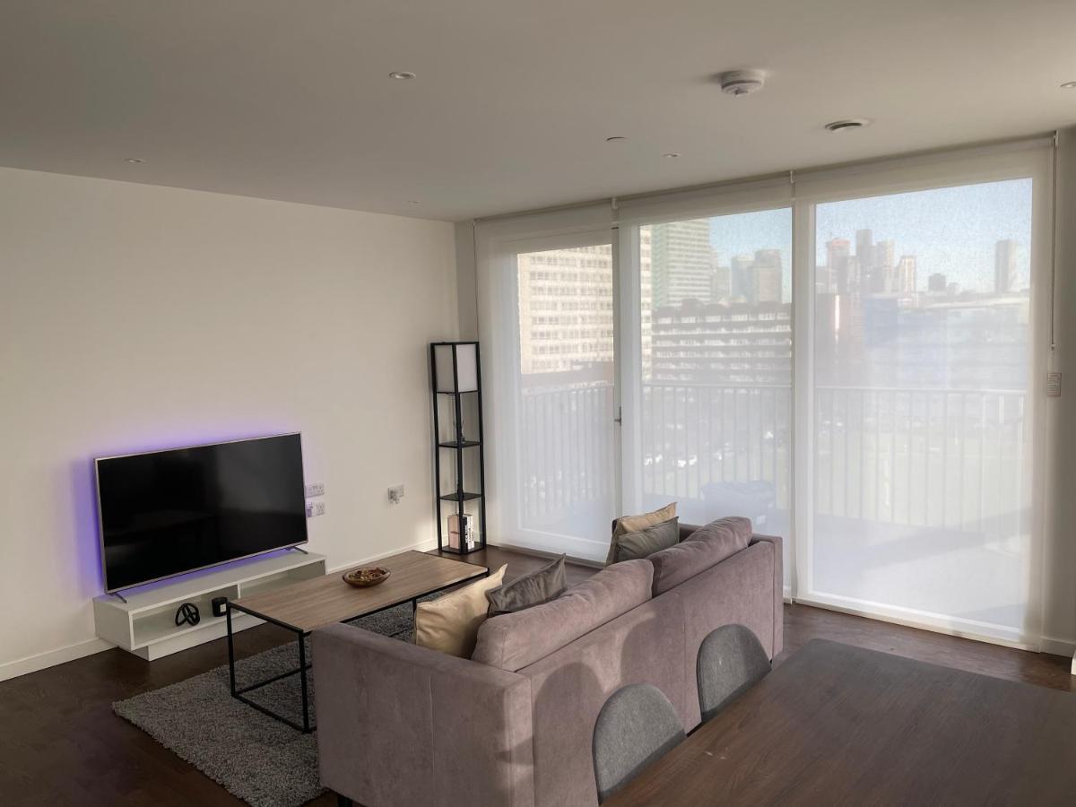 Immaculate 2Bed Apartment In London- City Views מראה חיצוני תמונה