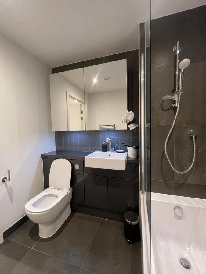 Immaculate 2Bed Apartment In London- City Views מראה חיצוני תמונה