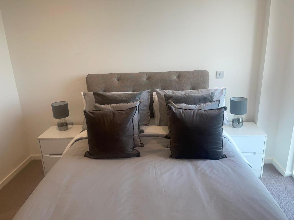 Immaculate 2Bed Apartment In London- City Views מראה חיצוני תמונה