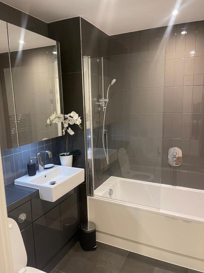 Immaculate 2Bed Apartment In London- City Views מראה חיצוני תמונה